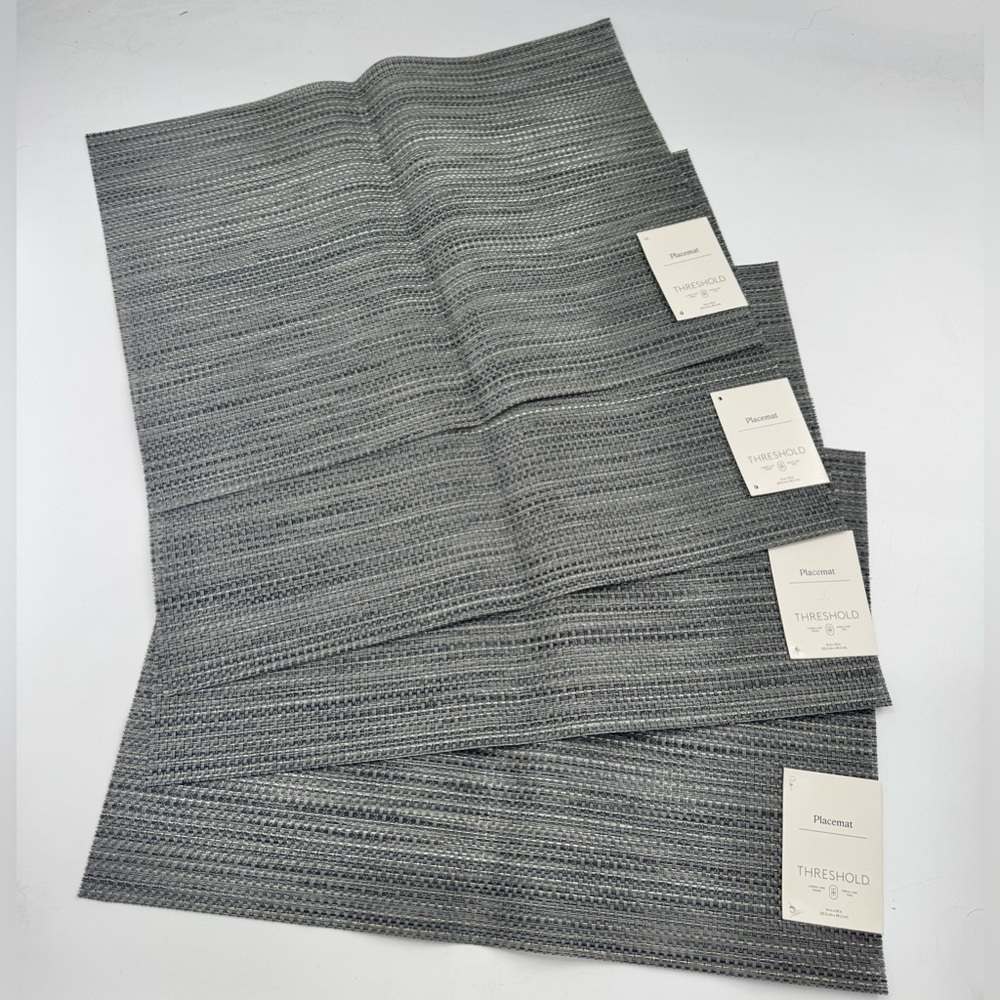 Threshold Placemats 4pc Set NEW Table Decor  Vinyl Dining Gray/Gold 14X19